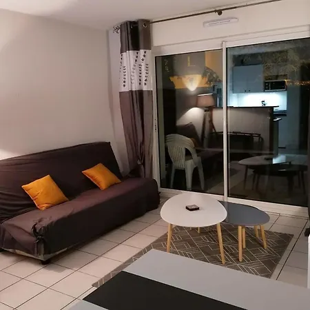 Cosy Studio With Large Garden - Close Beach פורנישי